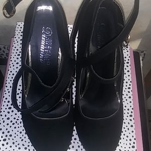 Black pumps with ankle strap size 36/6